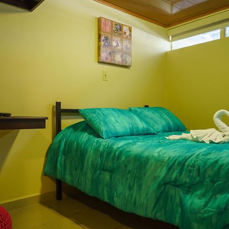 Hotel Central بوكيتي الغرفة الصورة